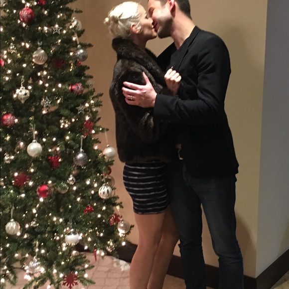 Mission Faux Fir Dark Brown Jacket - Picture 4 of 5